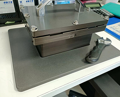 實(shí)驗(yàn)室反應(yīng)治具